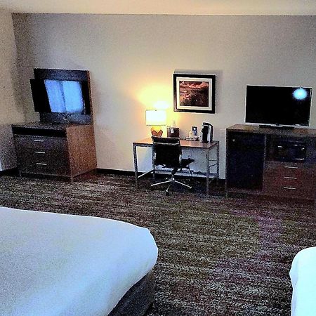Best Western Plus Coachella Valley Inn & Suites Cathedral City Exterior foto