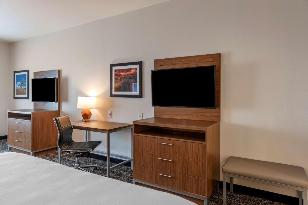 Best Western Plus Coachella Valley Inn & Suites Cathedral City Exterior foto