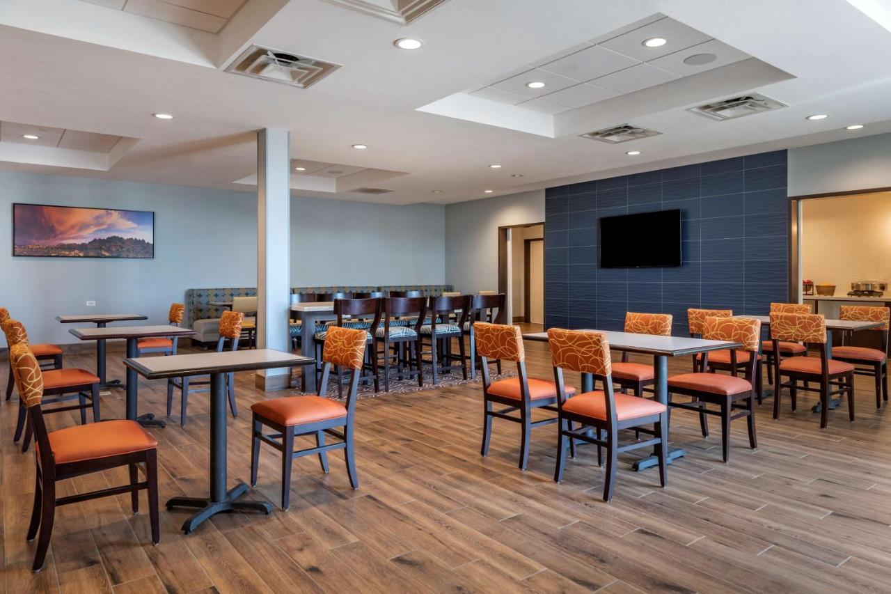 Best Western Plus Coachella Valley Inn & Suites Cathedral City Exterior foto