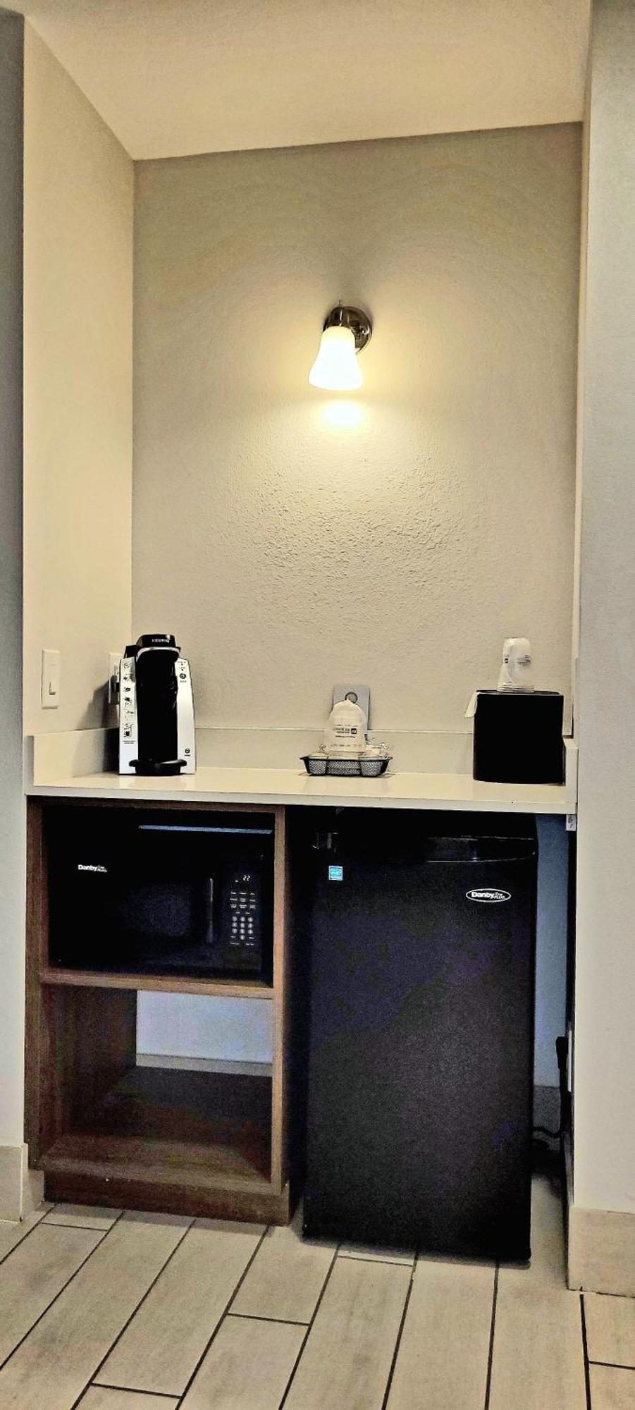 Best Western Plus Coachella Valley Inn & Suites Cathedral City Exterior foto
