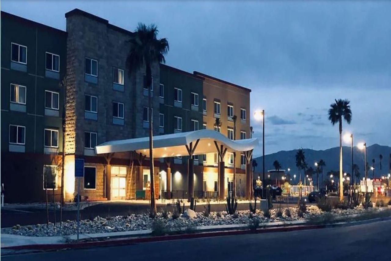 Best Western Plus Desert View Inn & Suites Cathedral City Exterior foto